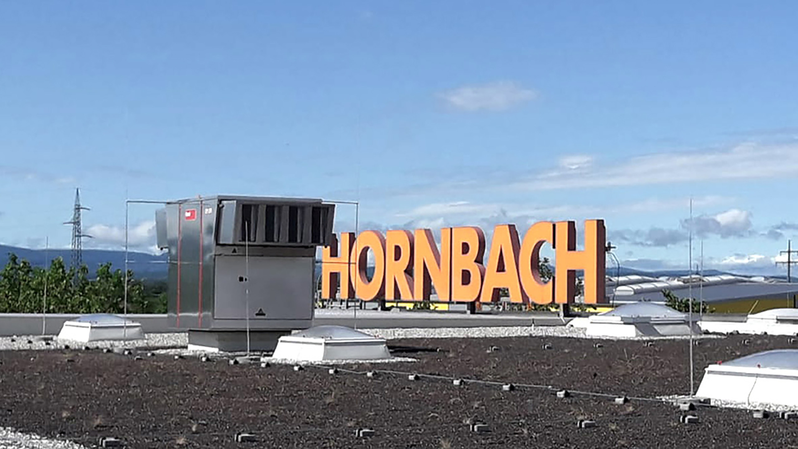 Sanierung im laufenden Betrieb bei der Horn­bach Bau­markt AG Binzen